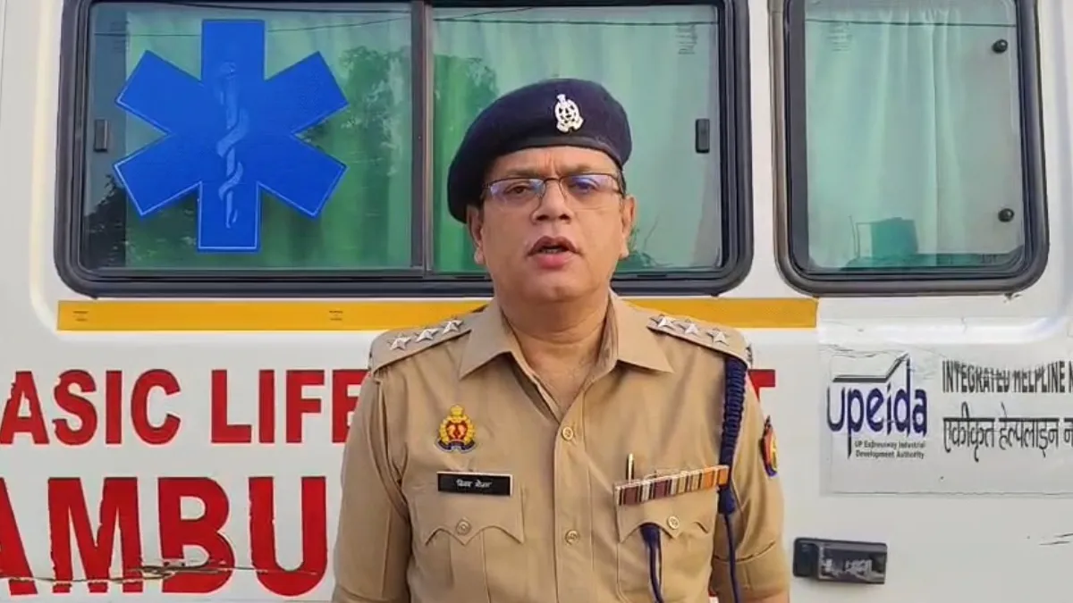 विनय गौतम सुल्तानपुर, उत्तर प्रदेश के कादीपुर में क्षेत्राधिकारी- India TV Hindi