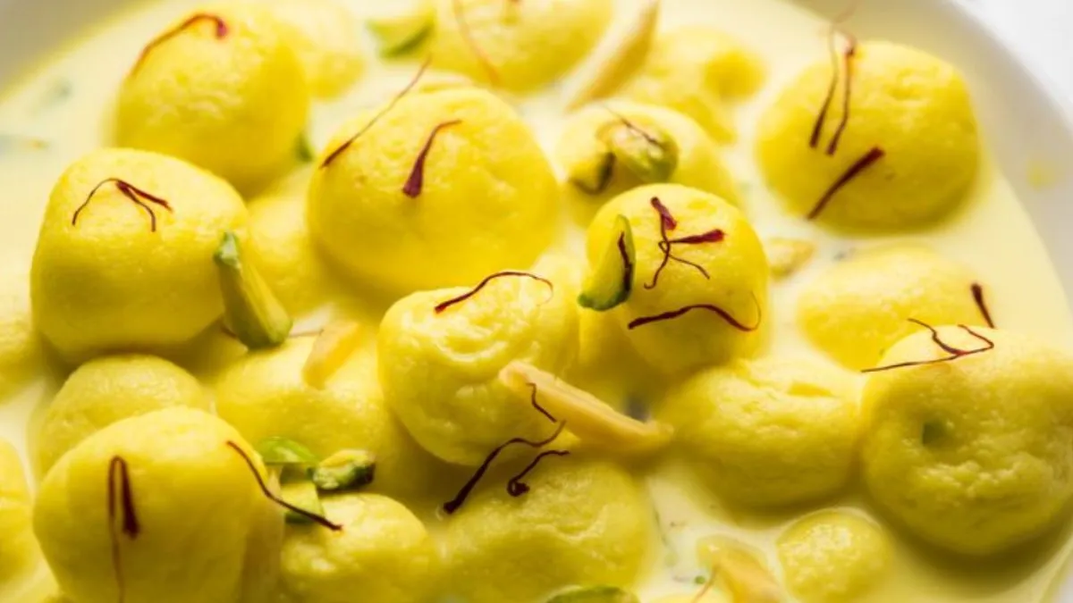 rasmalai, Rasmalai recipe, how to make Rasmalai, make Ras Malai to surprise mother, Mothers day spec- India TV Hindi