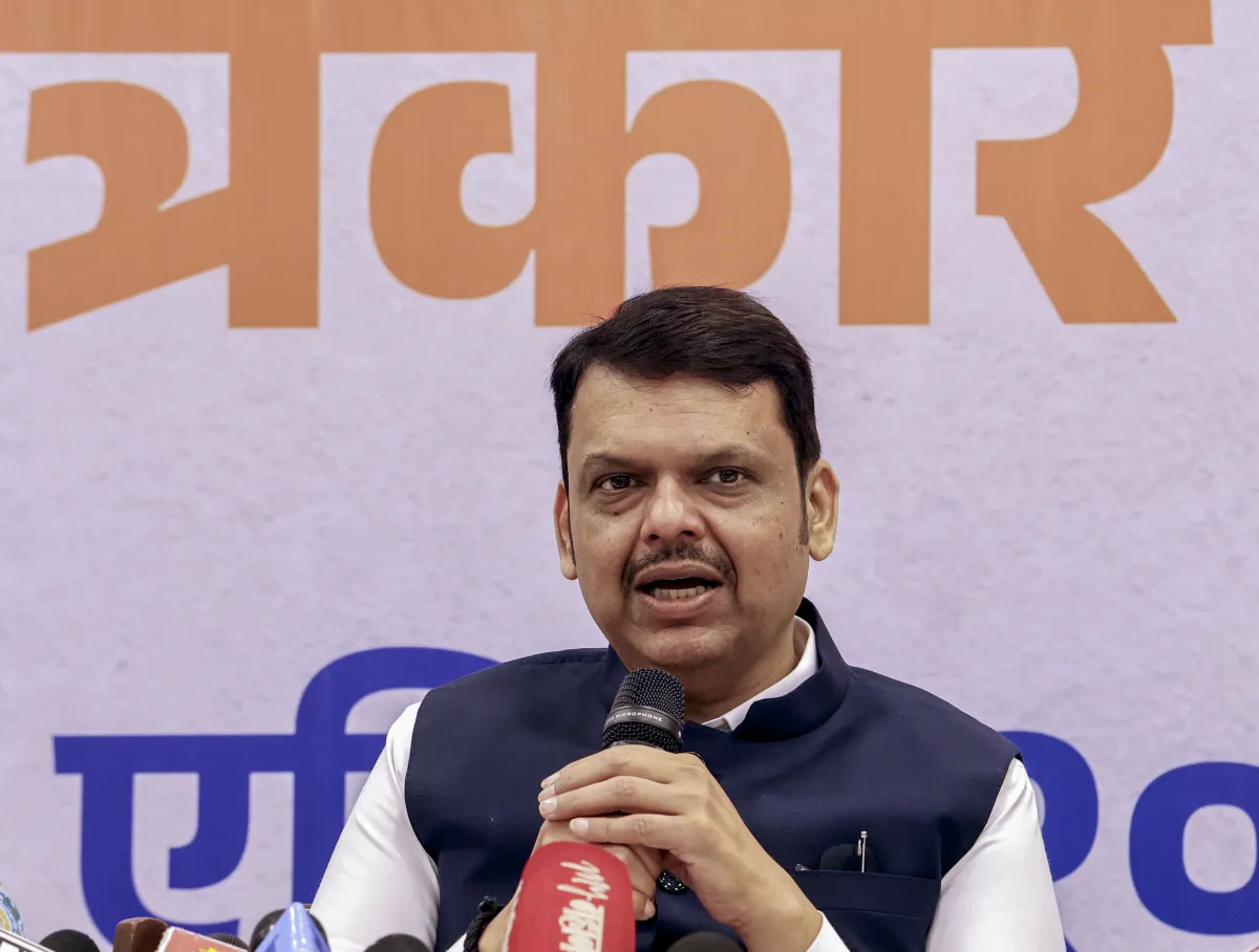 devendra fadnavi- India TV Hindi