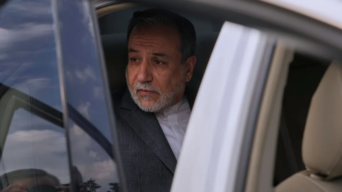 अब्बास अराघची- India TV Hindi