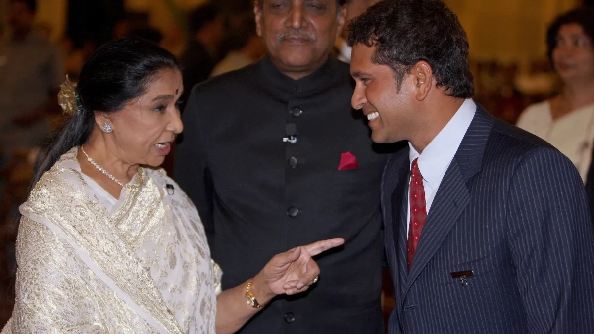 Asha Bhosle And Sachin Tendulkar- India TV Hindi