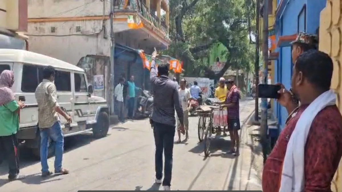 इलाके में माहौल गर्माया- India TV Hindi