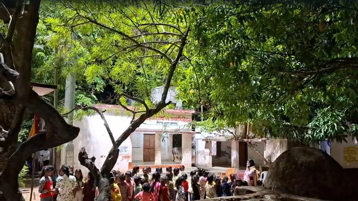 Chatra School- India TV Hindi
