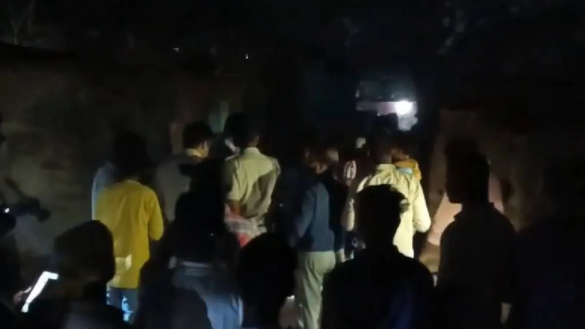 धनबाद में भयंकर भू-धंसान- India TV Hindi