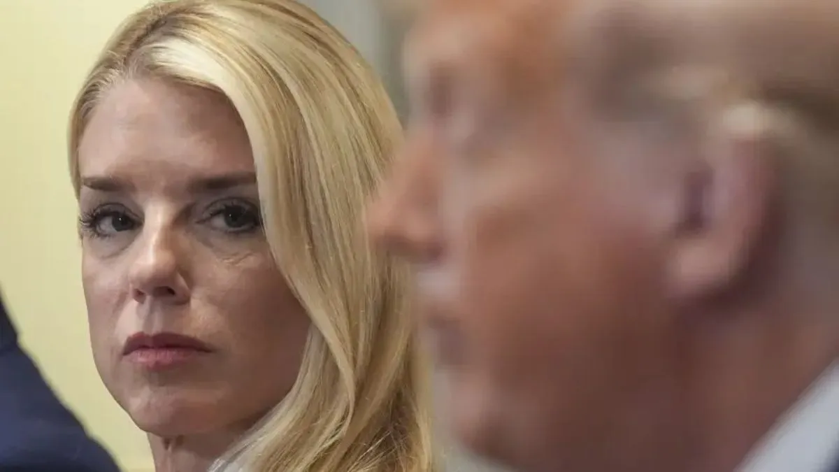 Donald Trump, Donald Trump Pam Bondi, Pam Bondi fired, Epstein files controversy- India TV Hindi