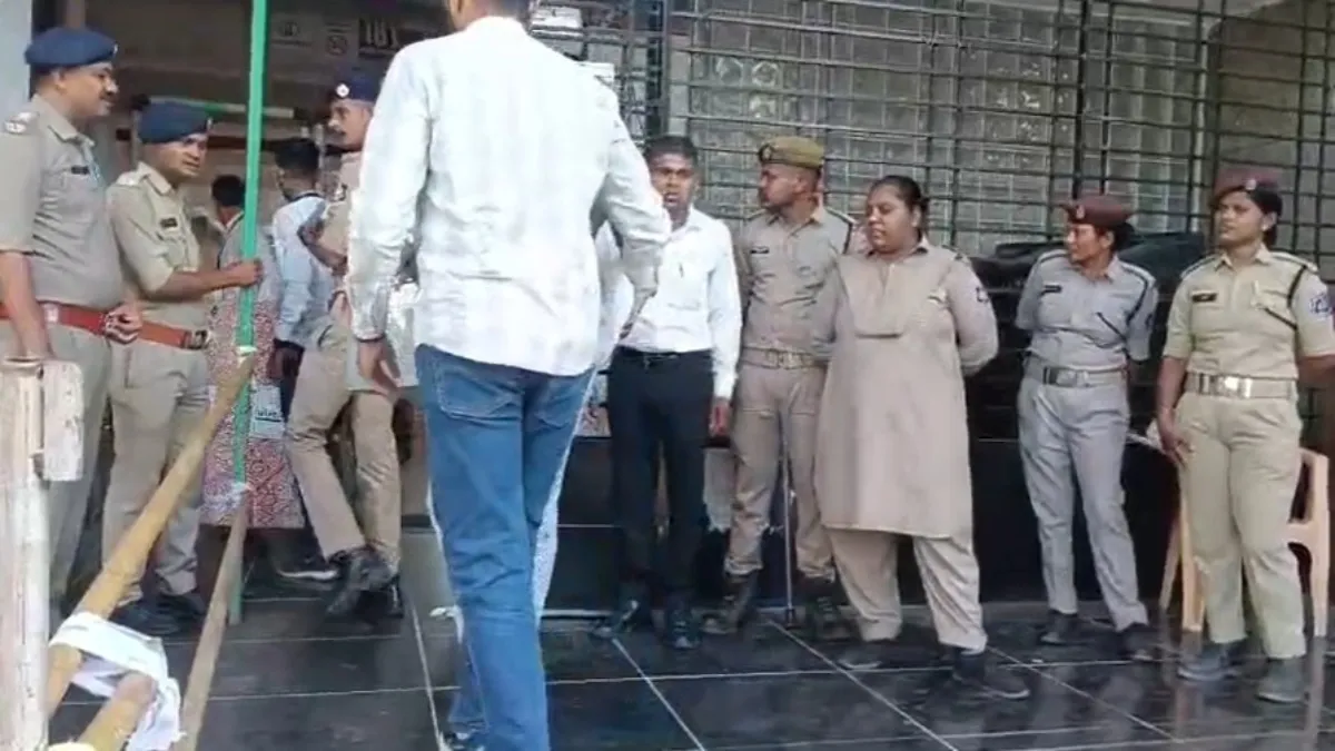 गुजरात नगर निकाय चुनाव- India TV Hindi