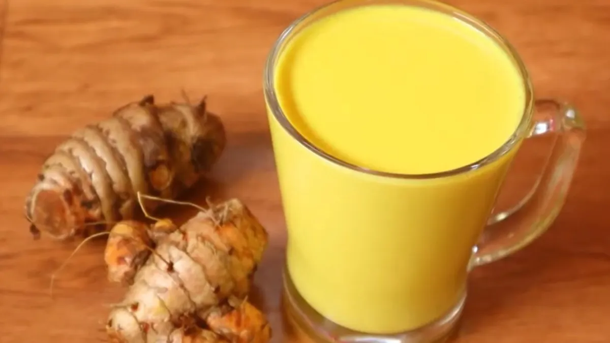 हल्दी वाला दूध- India TV Hindi