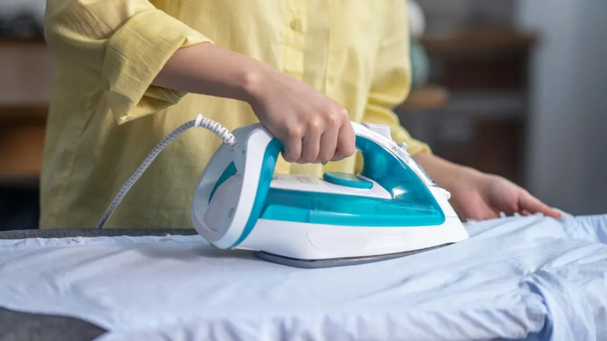 कपड़ों की सिलवटों को हटाने के तरीके- India TV Hindi