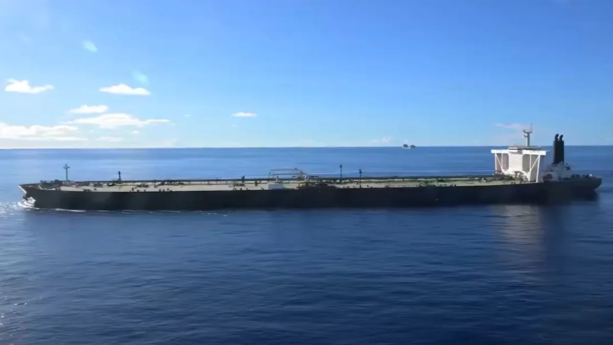 अमेरिकी सेना ने ईरान से जुड़े तेल टैंकर को किया जब्त- India TV Hindi