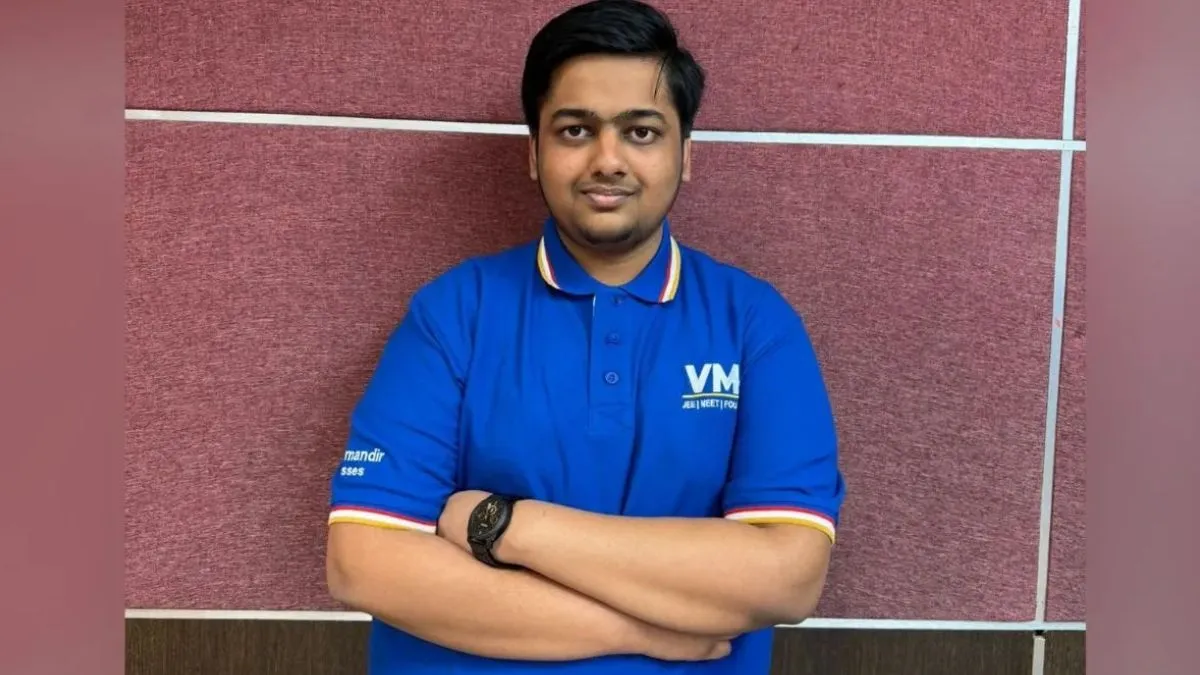 जेईई मेन 2026 सेशन 2 परिणाम में 100 पर्सेंटाइल हासिल करने वाले आदित्य गुप्ता। - India TV Hindi
