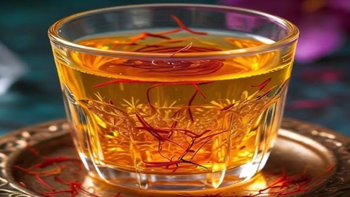 हल्दी-केसर का पानी- India TV Hindi