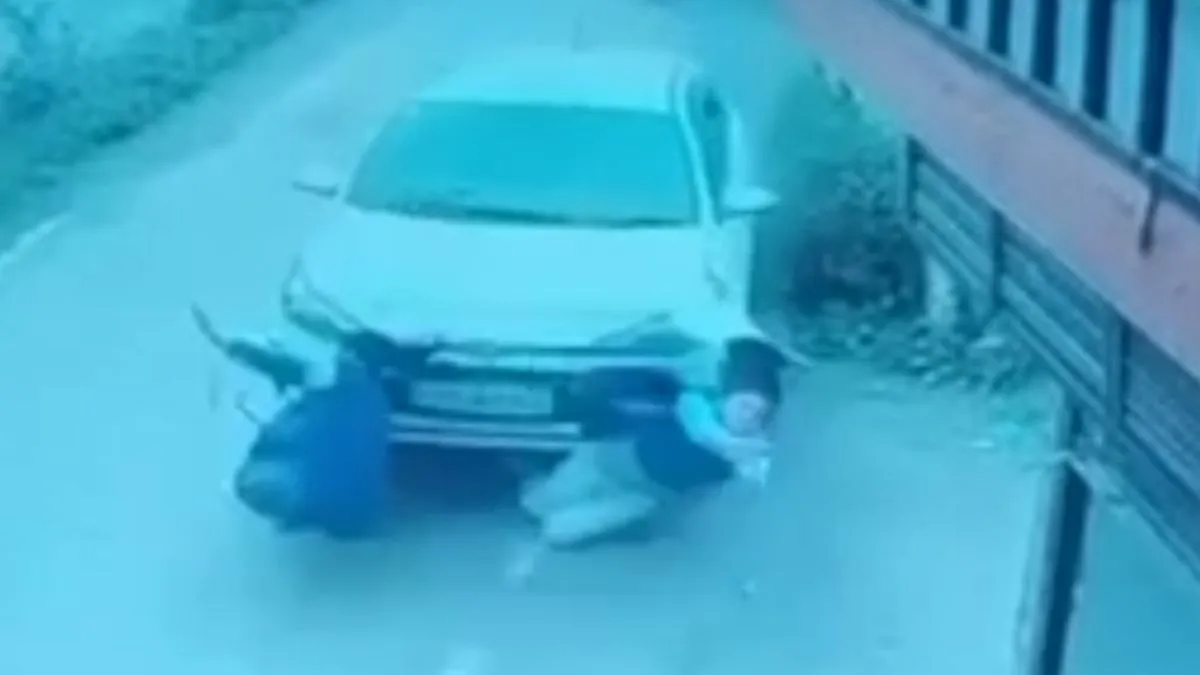 Kulgam hit and run case, Jammu Kashmir accident, school girl death Kulgam- India TV Hindi