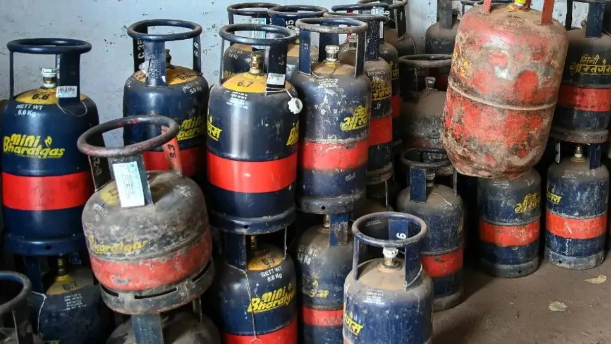 LPG, LPG GAS, lpg cylinder, domestic lpg cylinder, commercial lpg cylinder, ftl lpg cylinder, ftl cy- India TV Hindi