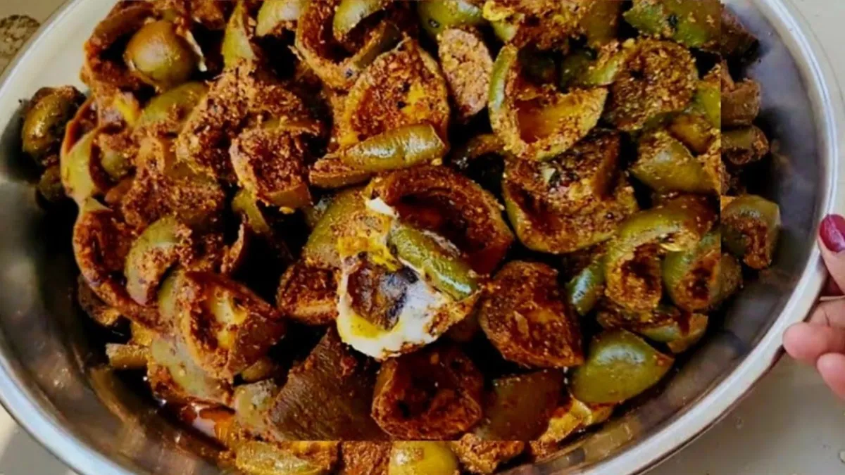 अचार में फफूंद लगने से कैसे बचाएं- India TV Hindi