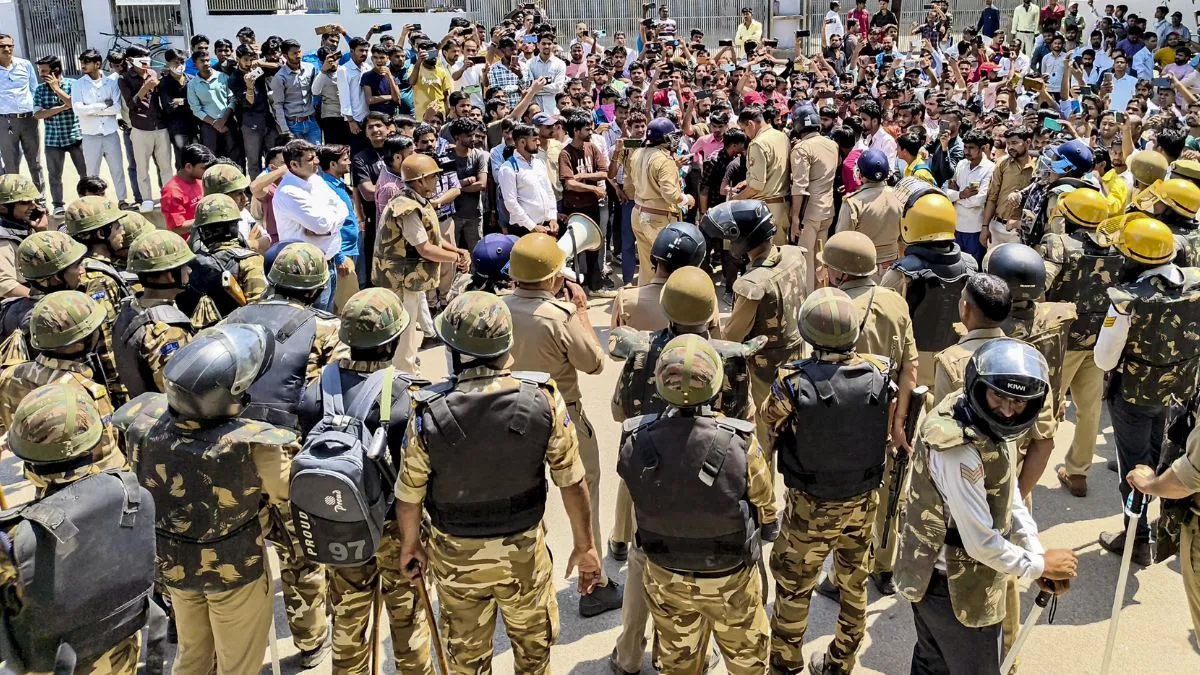 Noida- India TV Hindi