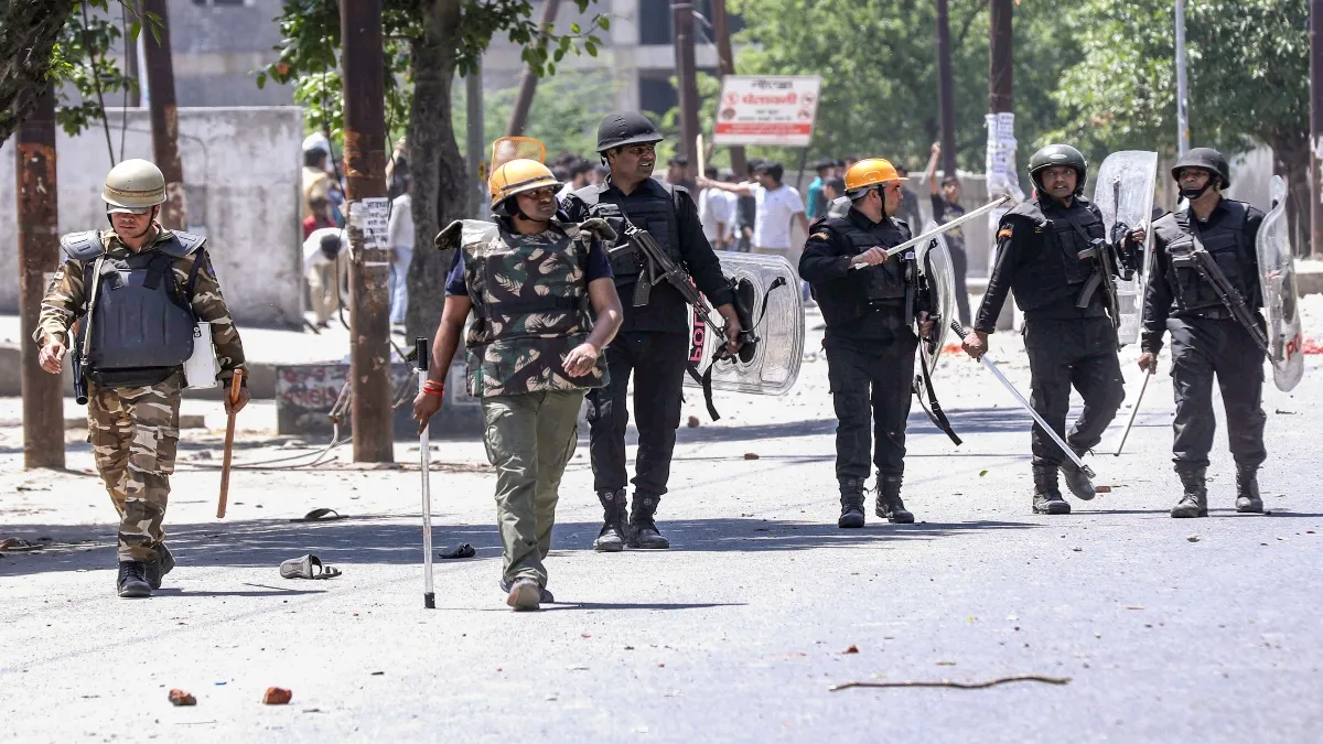 नोएडा में आज फिर हो रहा प्रदर्शन- India TV Hindi