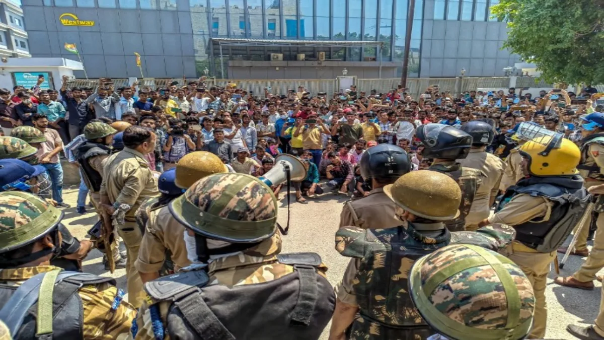 नोएडा हिंसा मामले में बड़ा खुलासा- India TV Hindi