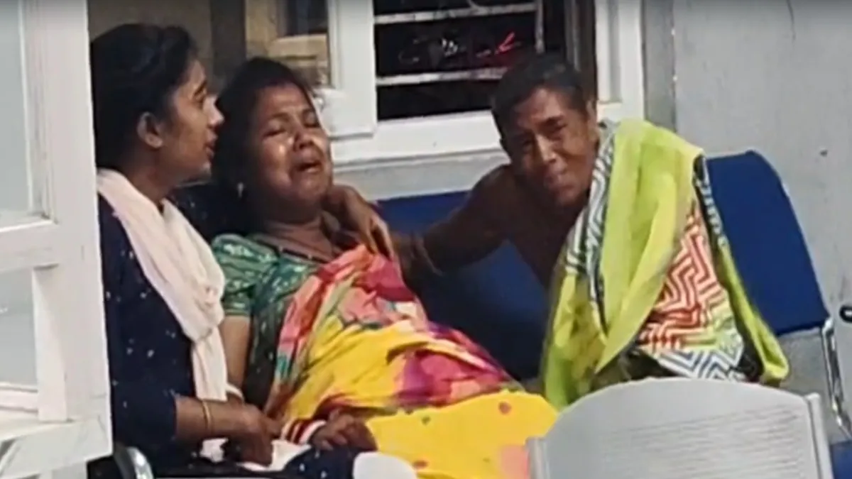 रोते-बिलखते परिजन- India TV Hindi