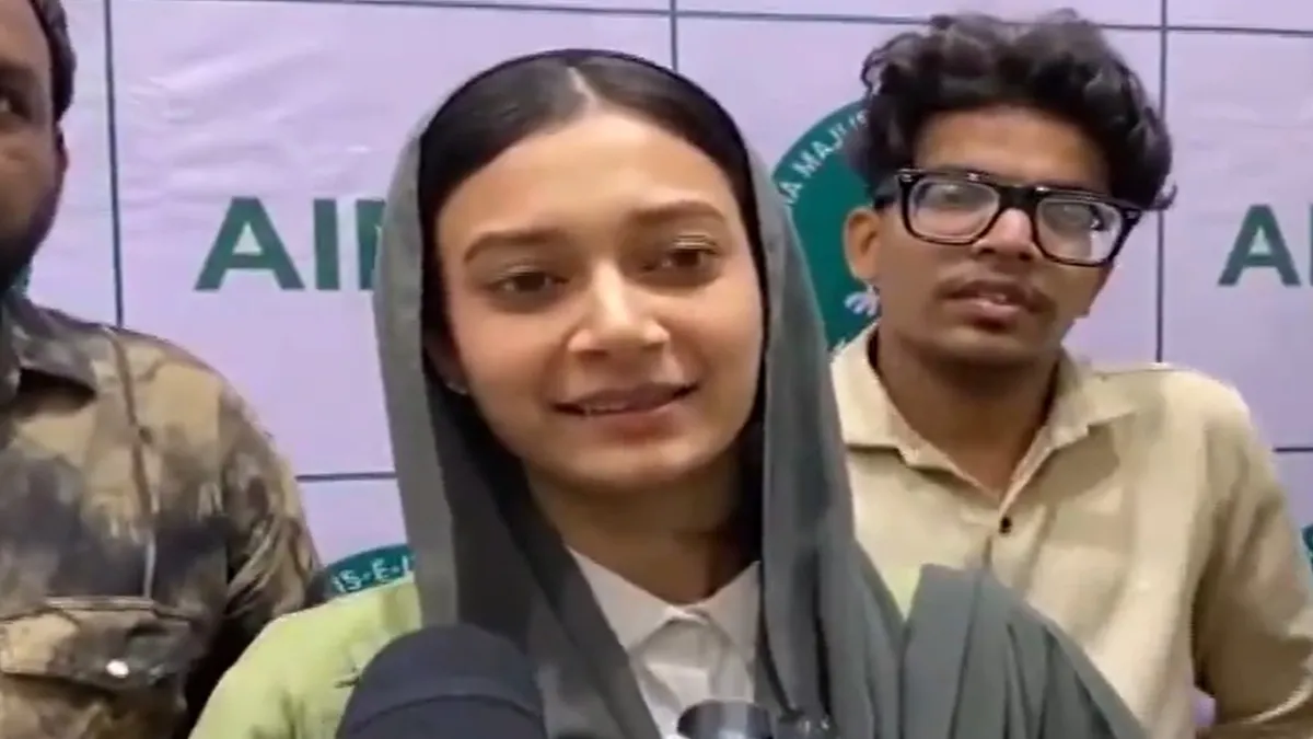 पार्षद सहर यूनुस शेख- India TV Hindi