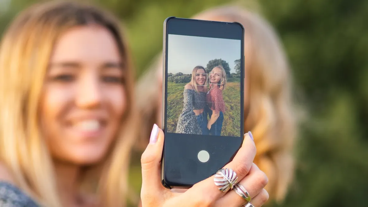 Google Selfie Editing- India TV Hindi