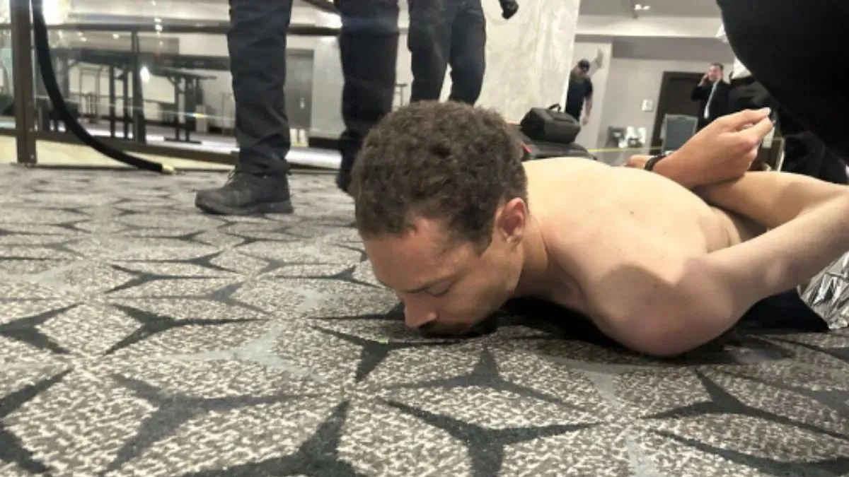 व्हाइट हाउस में हमला करने वाला शख्स।- India TV Hindi