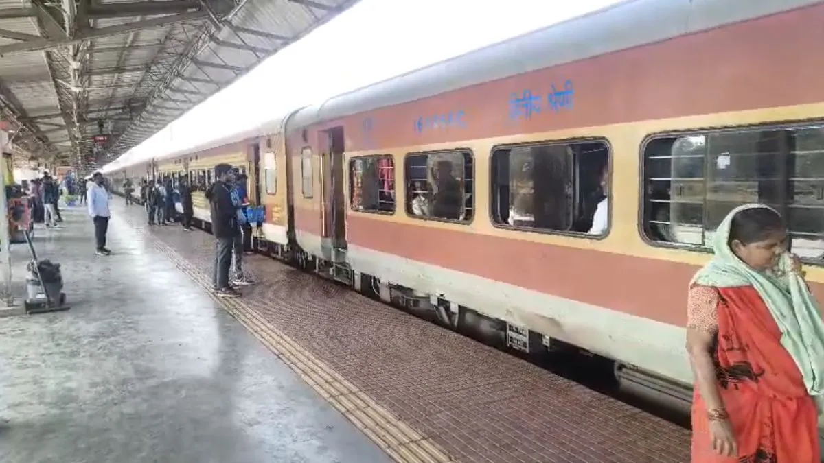 special train- India TV Hindi