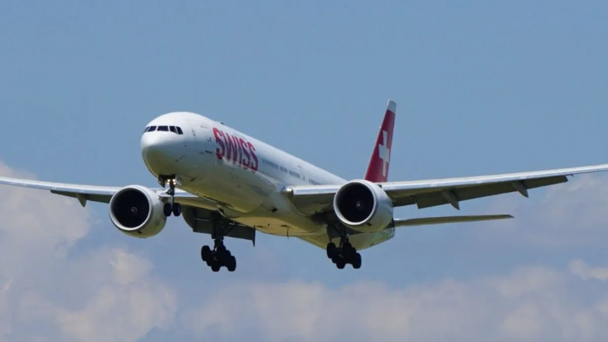 स्विस एयरलाइंस- India TV Hindi