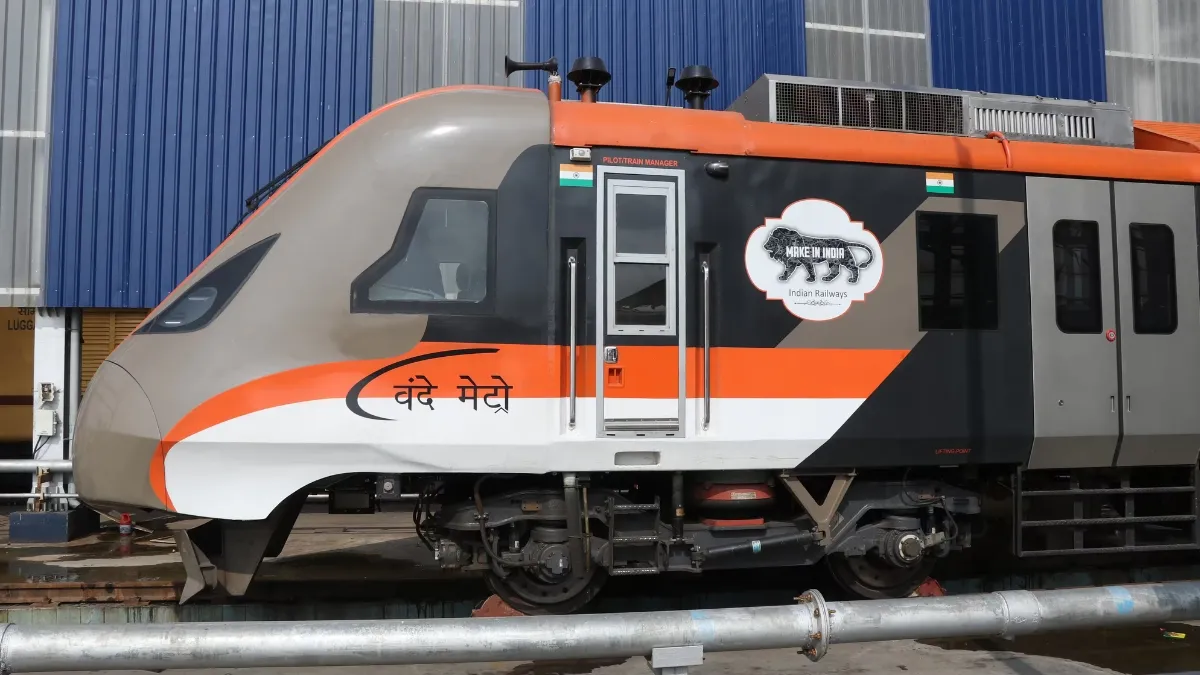 हाई स्पीड वंदे मेट्रो...- India TV Hindi