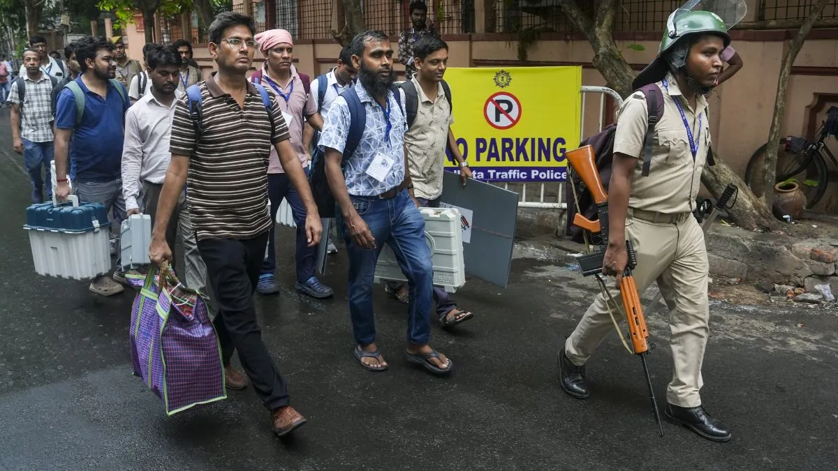 West Bengal election phase 2, Bengal 142 seats voting, Kolkata Bhabanipur seat- India TV Hindi