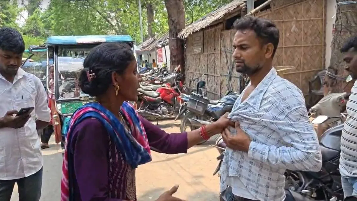  भागलपुर कोर्ट परिसर में हाईवोल्टेज ड्रामा- India TV Hindi