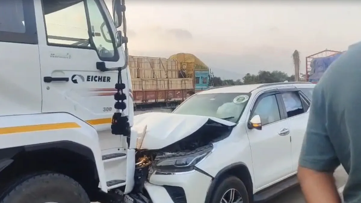 thane bjp mp car accident- India TV Hindi