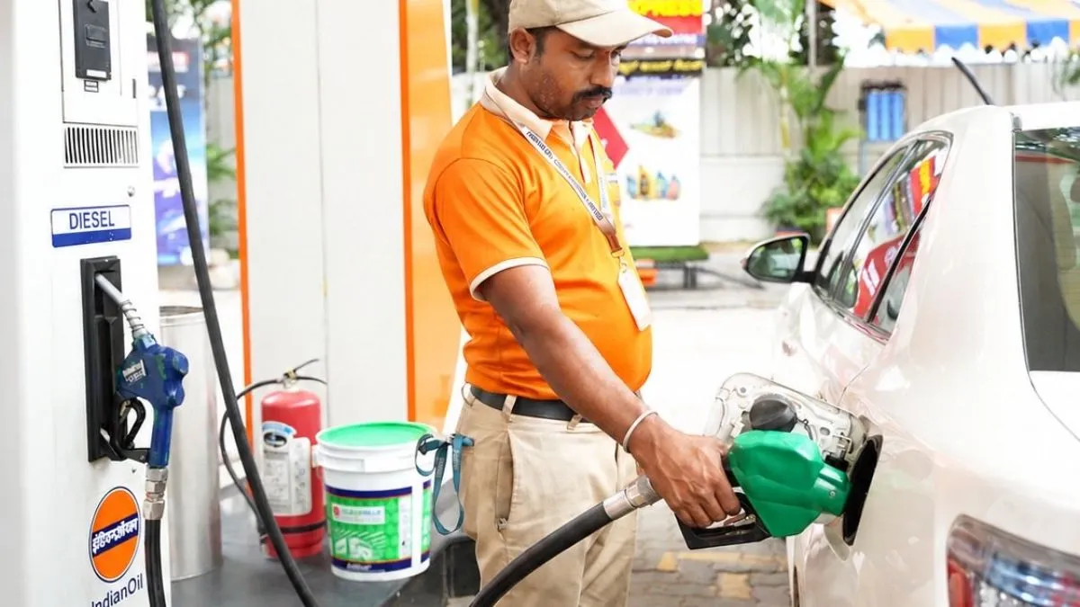 petrol, petrol shortage, diesel, diesel shortage, petrol price, diesel price, indian oil, petrol pum- India TV Hindi