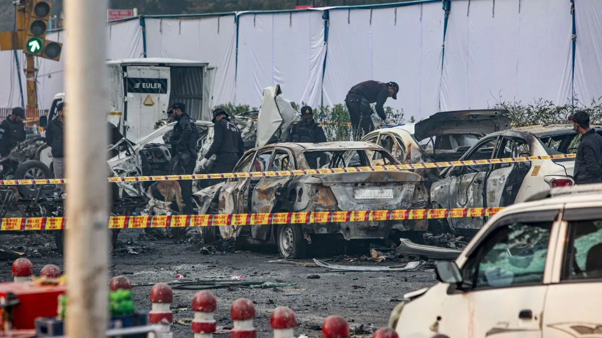 Red Fort blast case, NIA chargesheet, Delhi car bomb blast, AQIS terror module- India TV Hindi