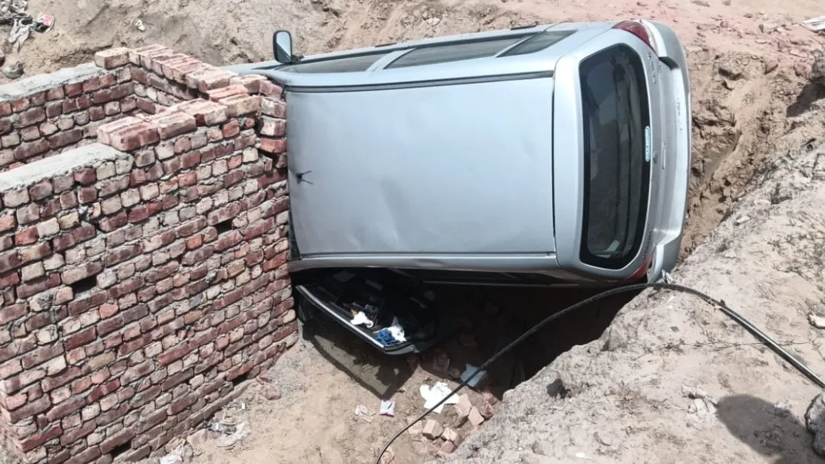 Delhi Road Accident - India TV Hindi