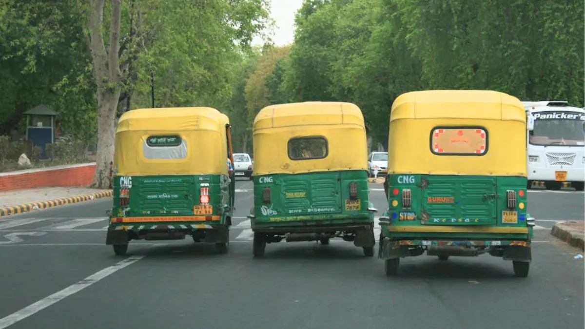Why Auto Colour is Yellow and Green, why Auto Colour is Yellow, Why Auto Colour is Green, auto inter- India TV Hindi