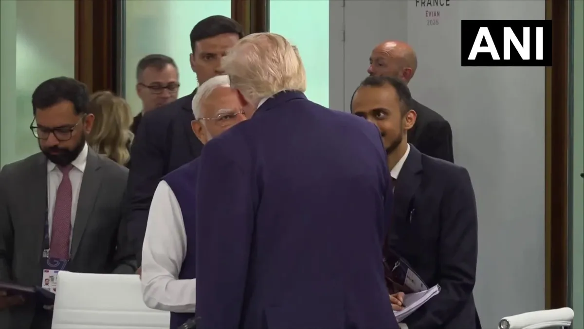 डोनाल्ड ट्रंप से मिले पीएम मोदी, फ्रांस में G-7 की बैठक के दौरान हुई मुलाकात, देखें Video