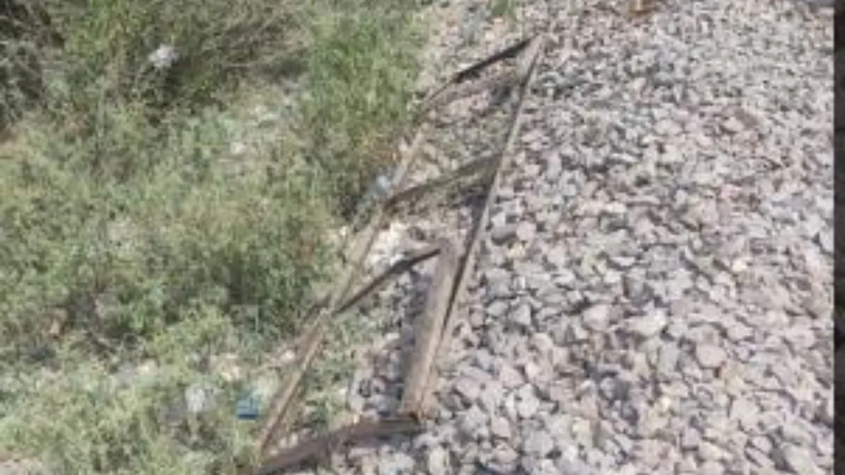 Train derail- India TV Hindi