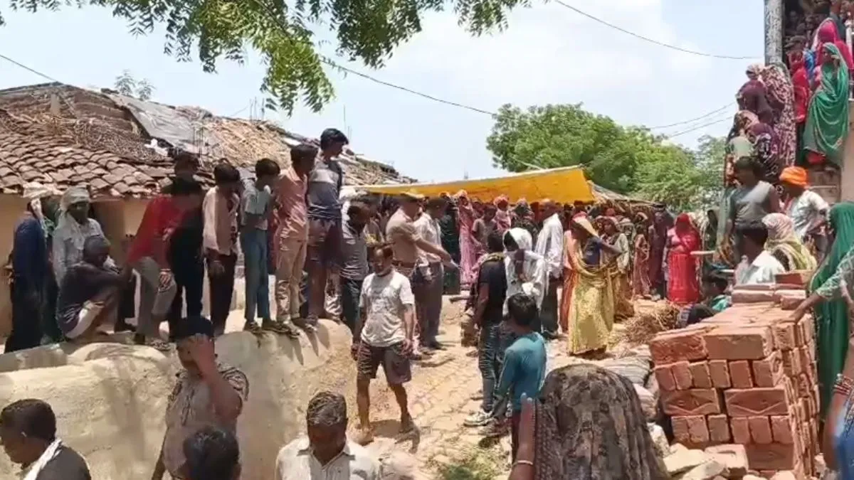 महिला ने दो बच्चों संग जहर खाकर दी जान।- India TV Hindi