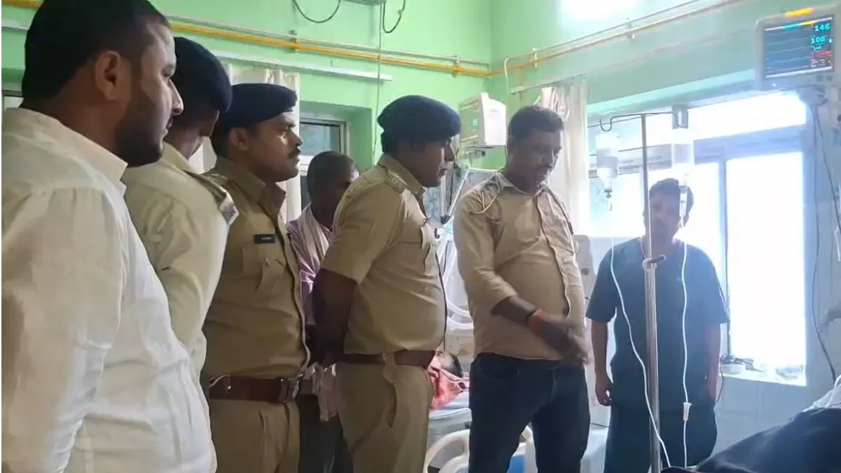 सुपौल में दिनदहाड़े युवक को मारी गोली,गंभीर हालत में अस्पताल में भर्ती- India TV Hindi
