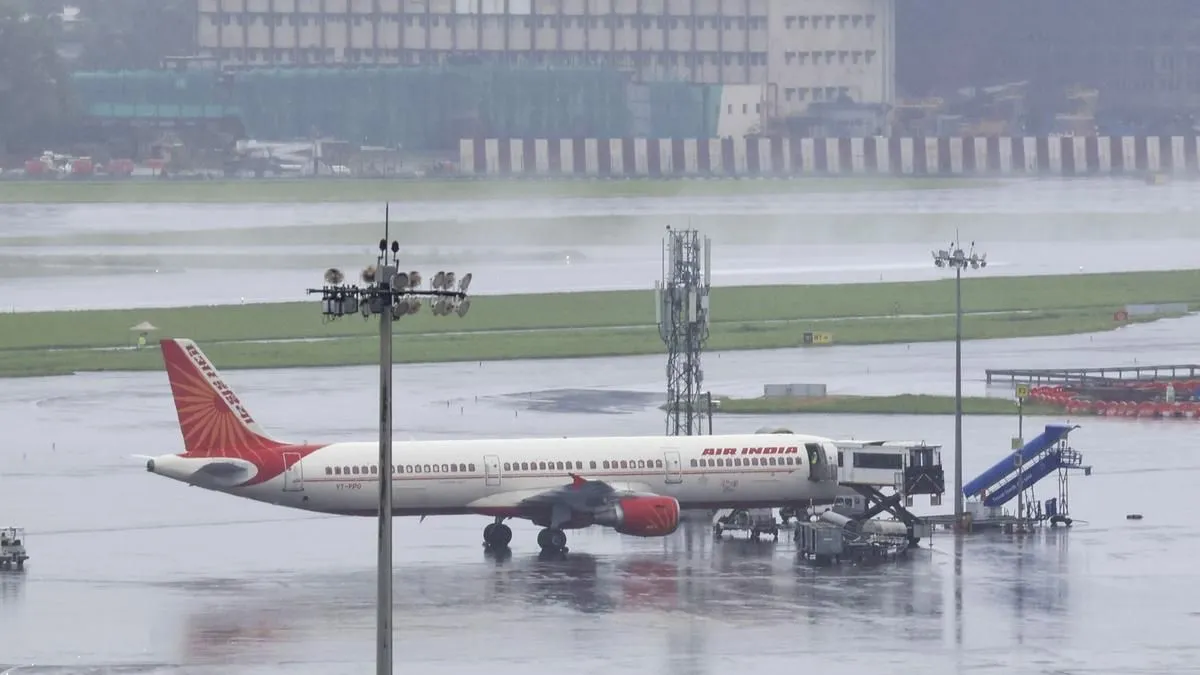 air india, mumbai rain, delhi rain, travel advisory- India TV Hindi