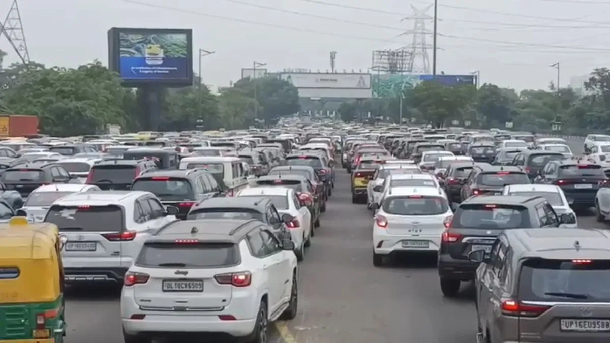 Long Traffic Jam At DND- India TV Hindi