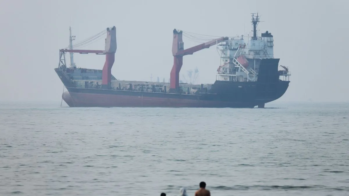 Iran Hormuz warning- India TV Hindi