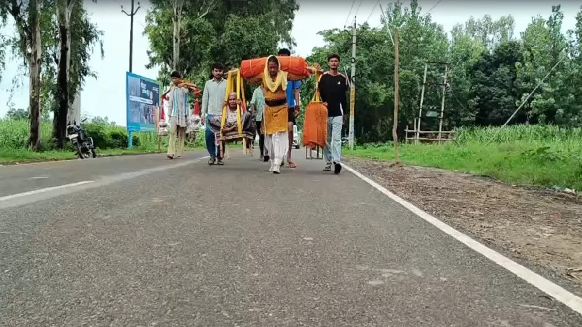 mother in law kanwar yatra- India TV Hindi