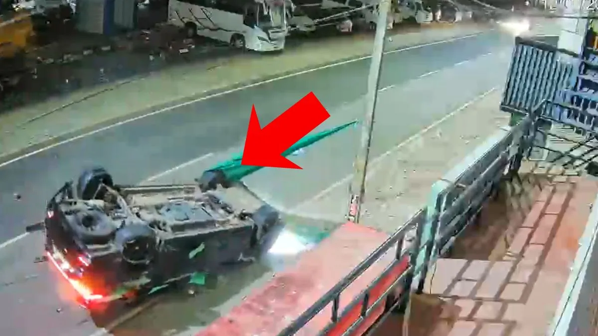 Kerala road accident CCTV- India TV Hindi