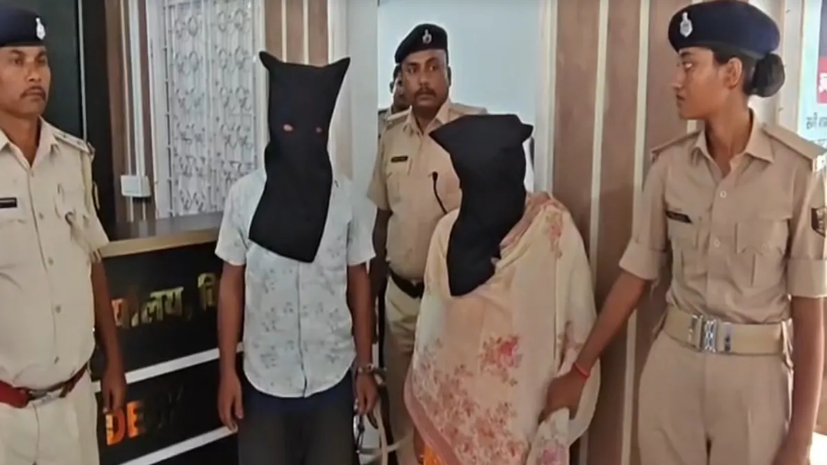 दोनों आरोपियों को पुलिस ने किया गिरफ्तार- India TV Hindi