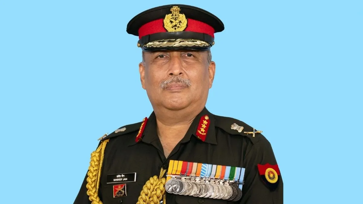 Lieutenant General Sandeep Jain- India TV Hindi