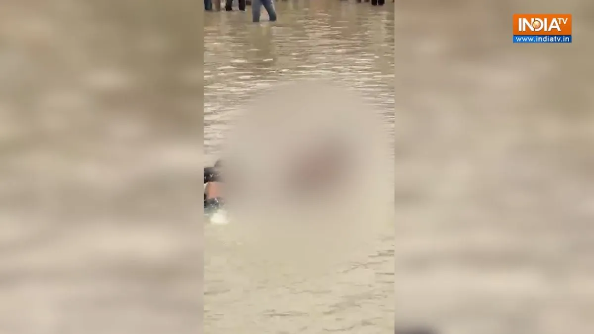 मेरठ में दर्दनाक हादसा, 10 फीट गहरे पानी से भरे रेलवे अंडरपास में डूबा तांगा, चालक और घोड़े की मौके पर ही मौत!
