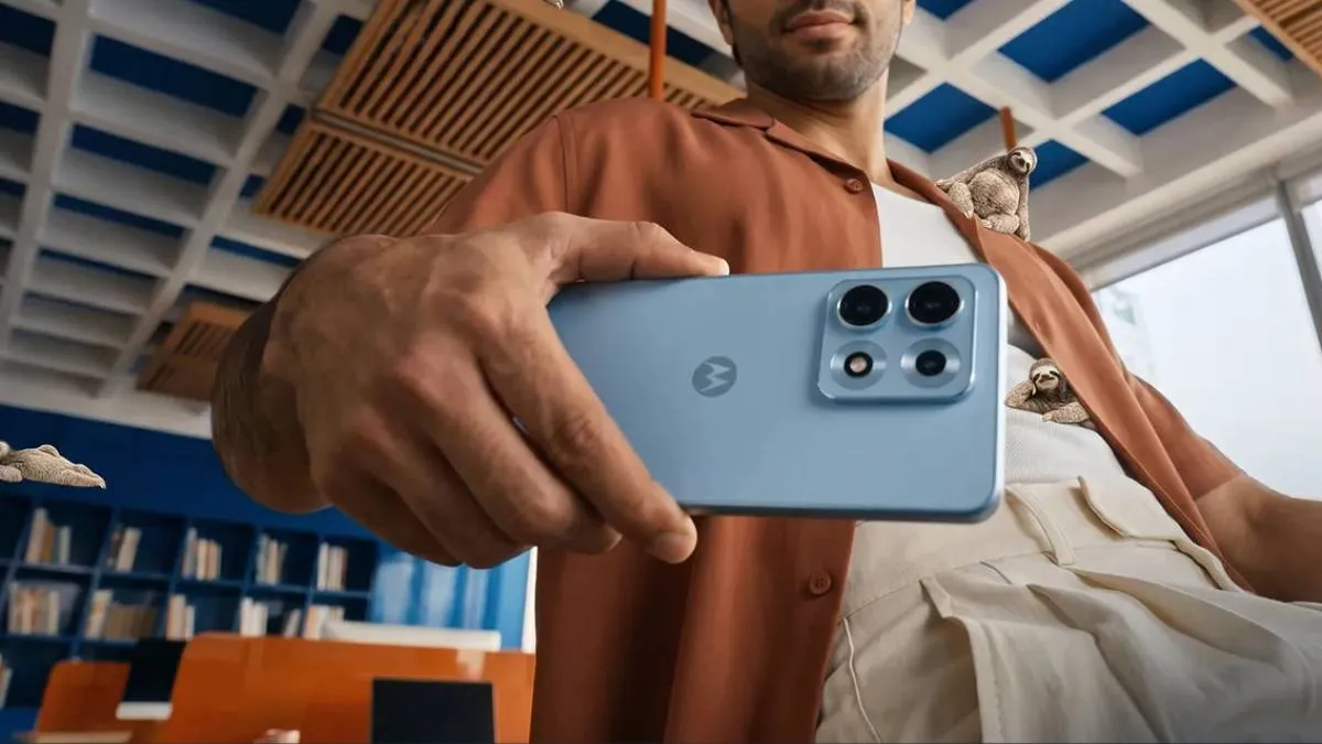 Motorola edge 70 max- India TV Hindi