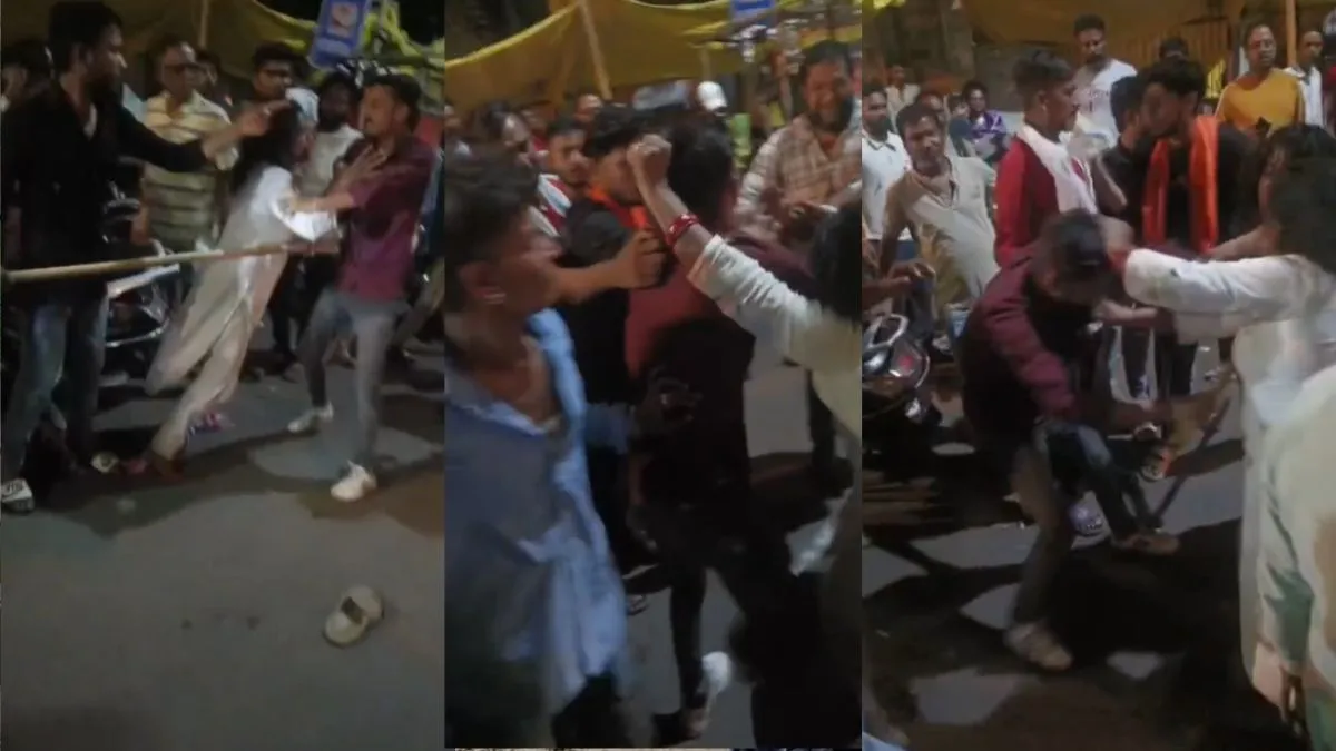 युवक को पीटते हुए लड़कियां- India TV Hindi