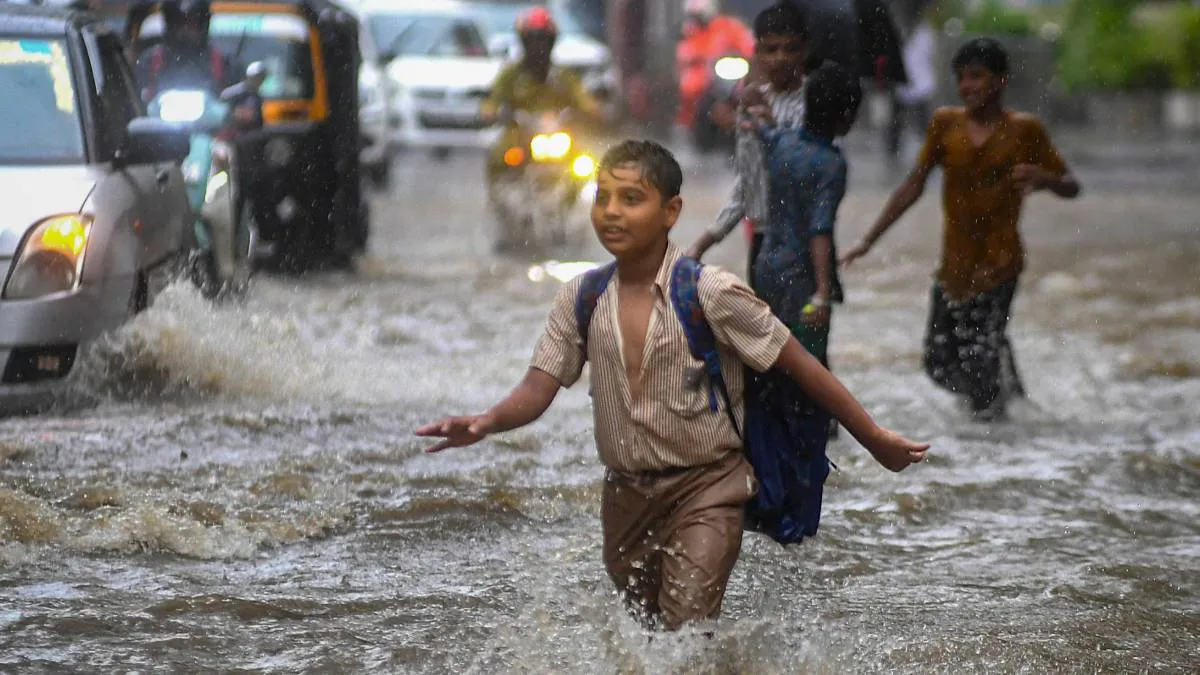 महाराष्ट्र में बारिश से जलभराव- India TV Hindi